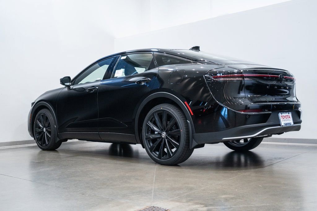 New 2026 Toyota Crown Nightshade image 4