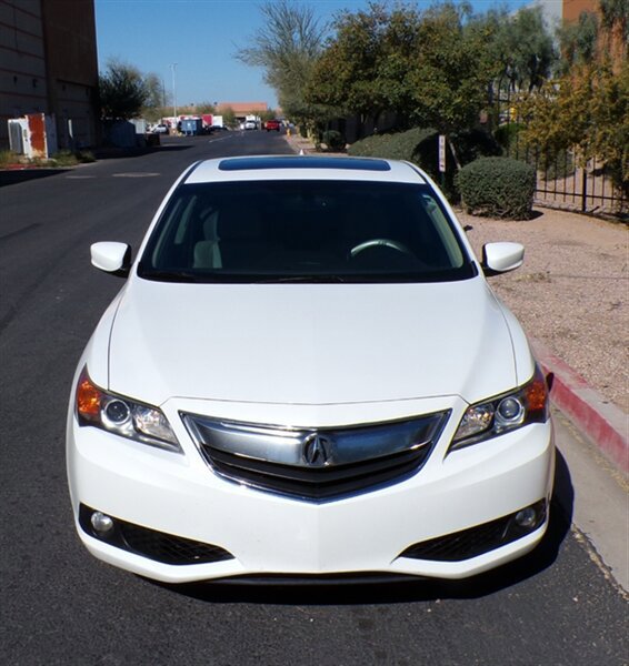 Used 2014 Acura ILX w/ Technology Package image 2