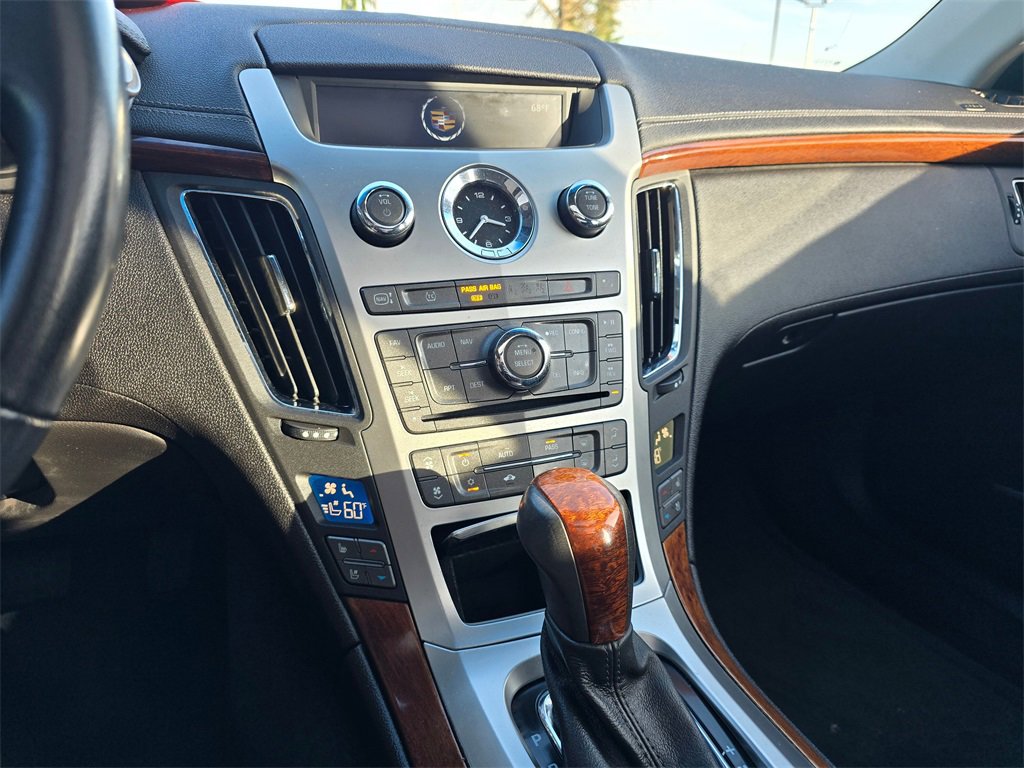 Used 2010 Cadillac CTS Premium image 20