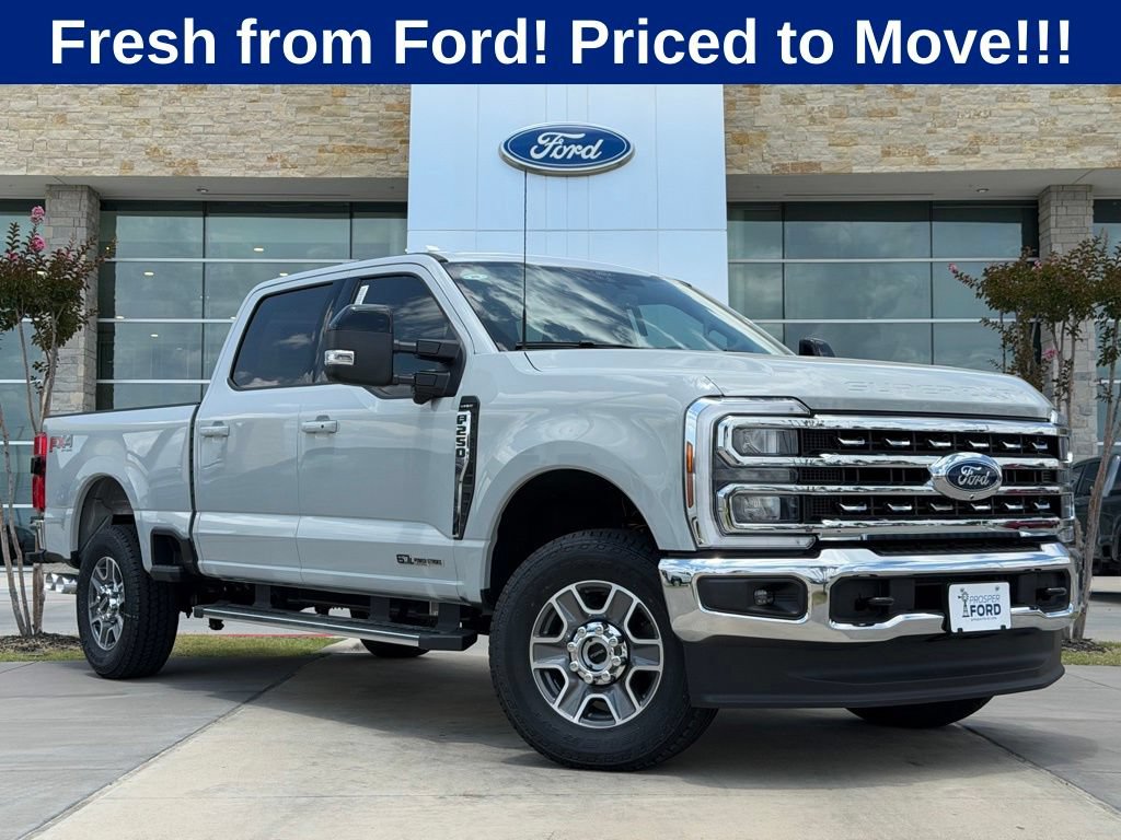 New 2026 Ford F250 Lariat w/ FX4 Off-Road Package