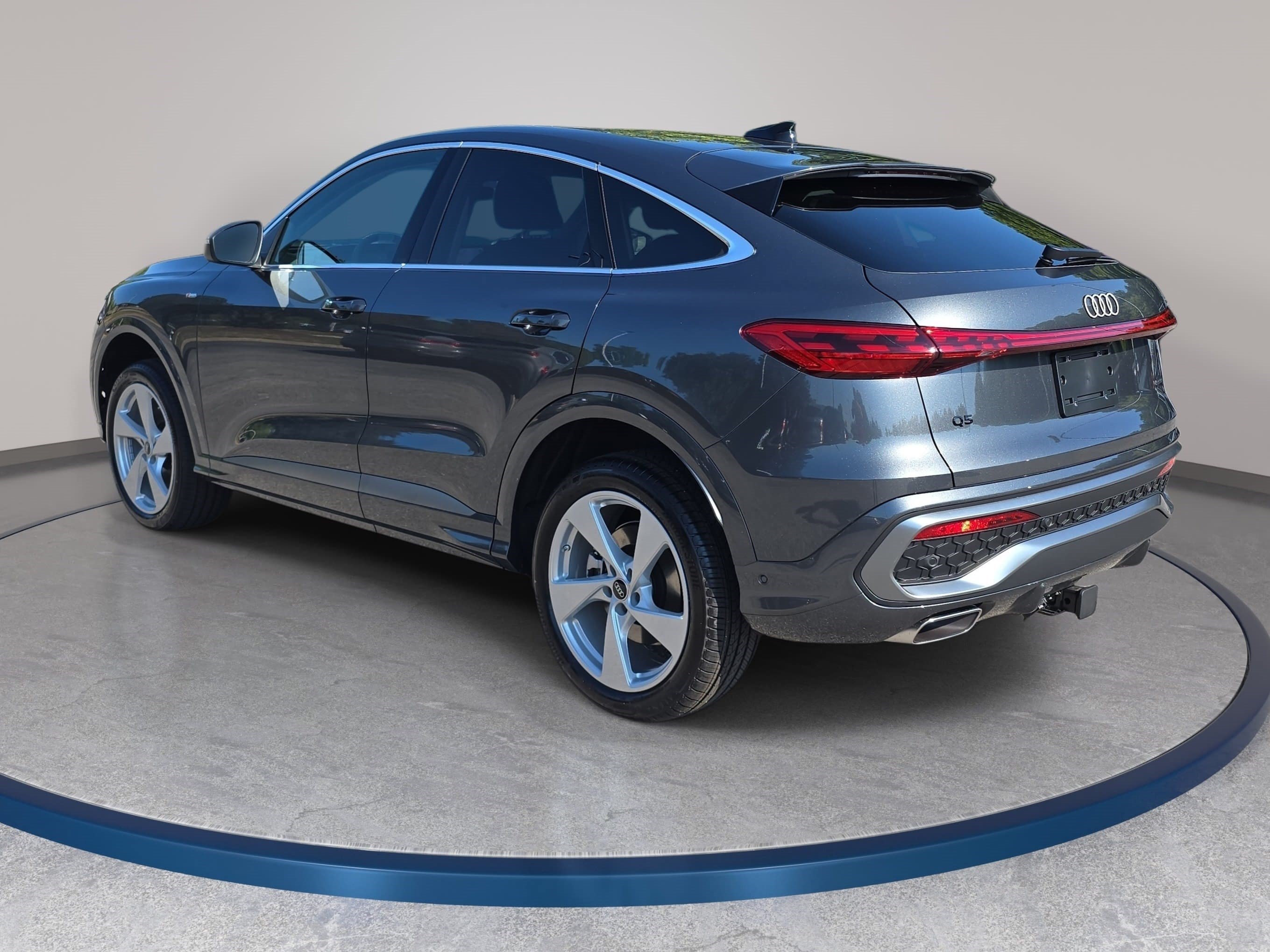 New 2026 Audi Q5 Premium Plus AWD/4WD image 7