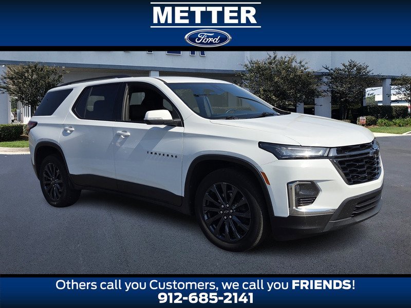 Used 2023 Chevrolet Traverse RS FWD image 1