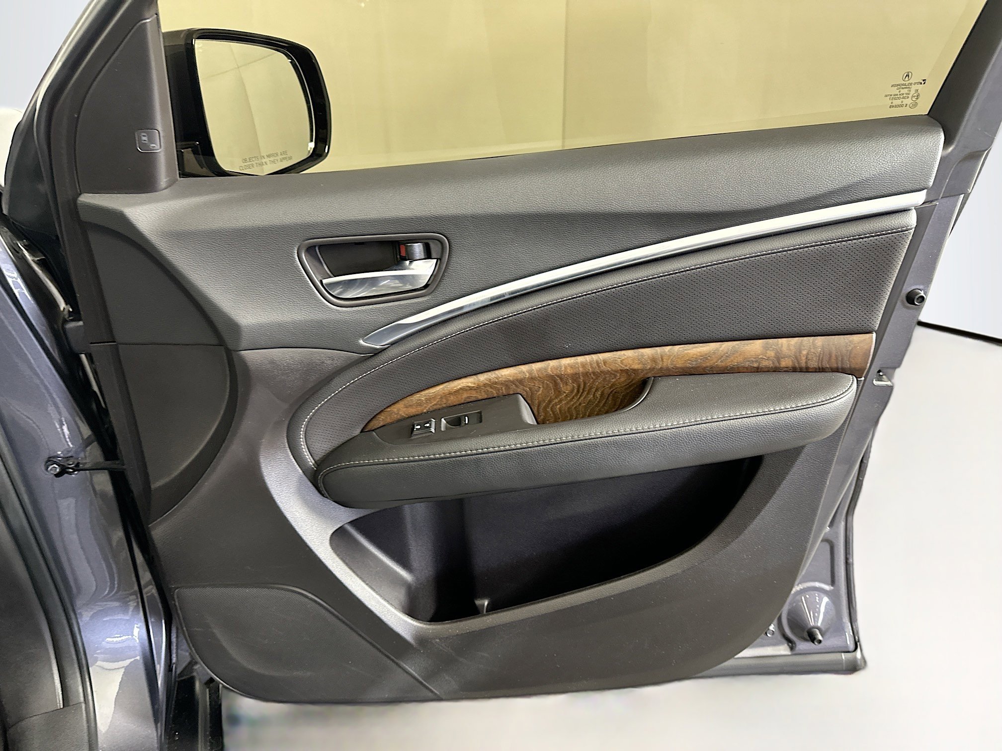 Used 2020 Acura MDX FWD w/ Technology Package image 35