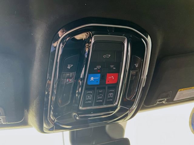 Used 2022 Jeep Grand Cherokee Summit image 20