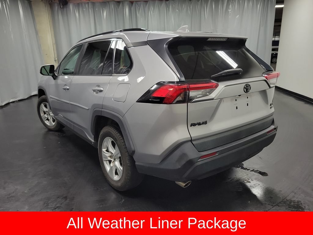 Used 2020 Toyota RAV4 XLE w/ Convenience Package AWD/4WD image 6