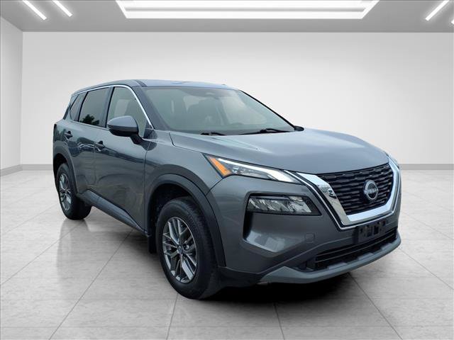 Used 2022 Nissan Rogue S FWD image 2