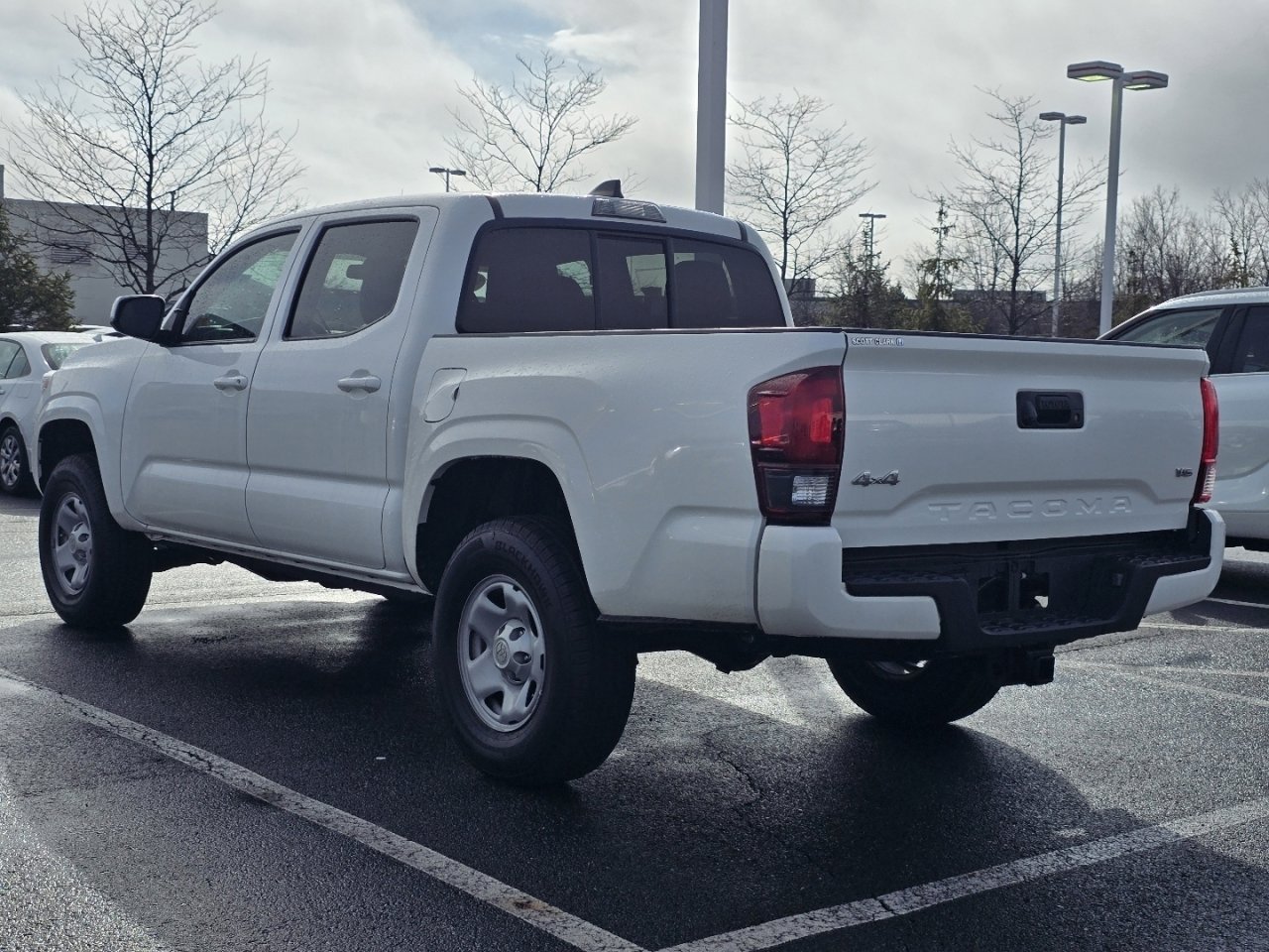 Used 2023 Toyota Tacoma SR image 5