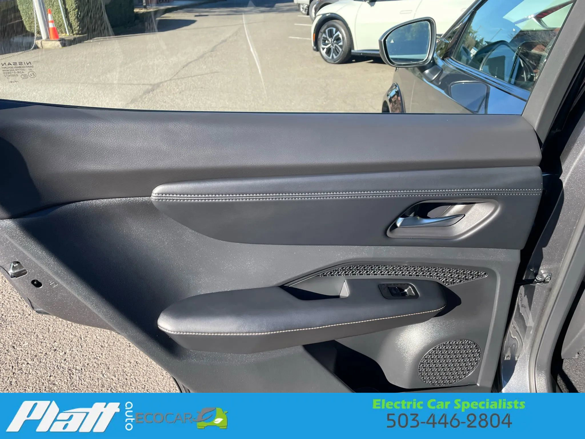 Used 2024 Nissan Ariya Engage e-4ORCE Sport Utility 4 image 33