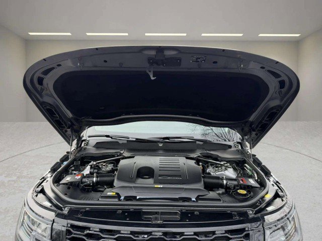 Used 2021 Land Rover Range Rover Westminster Edition image 33