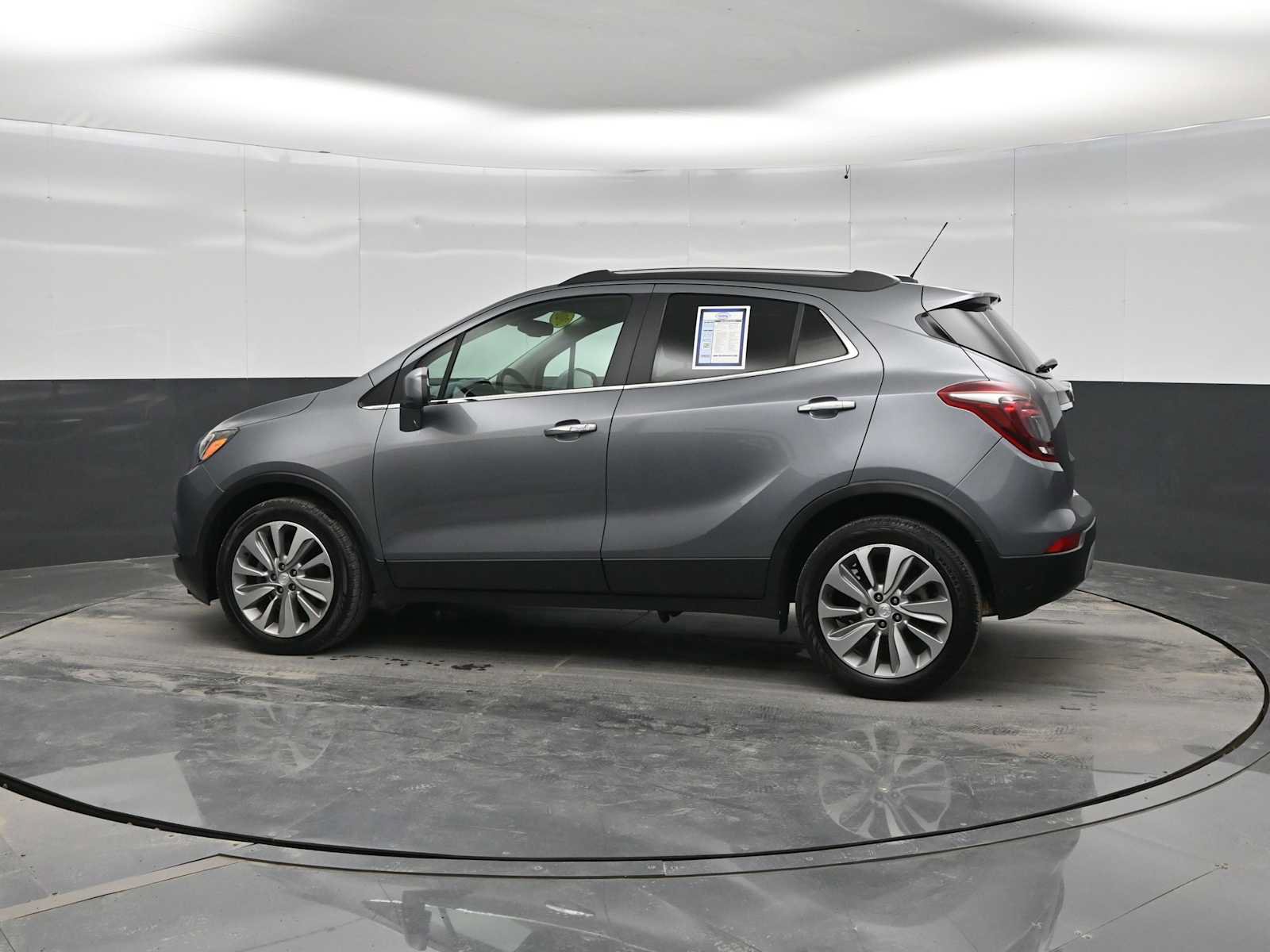 Used 2020 Buick Encore Preferred FWD image 5