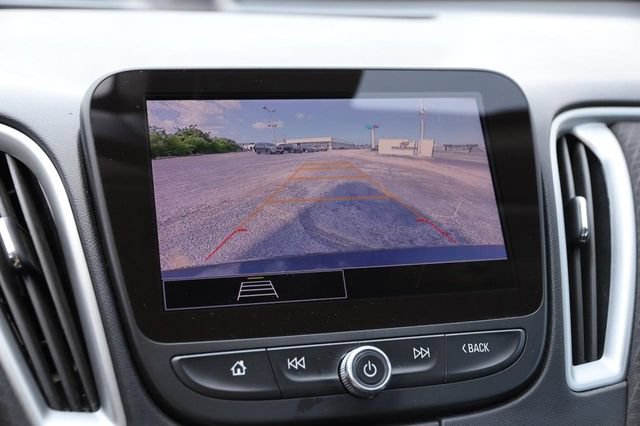 Used 2024 Chevrolet Malibu LT FWD image 18