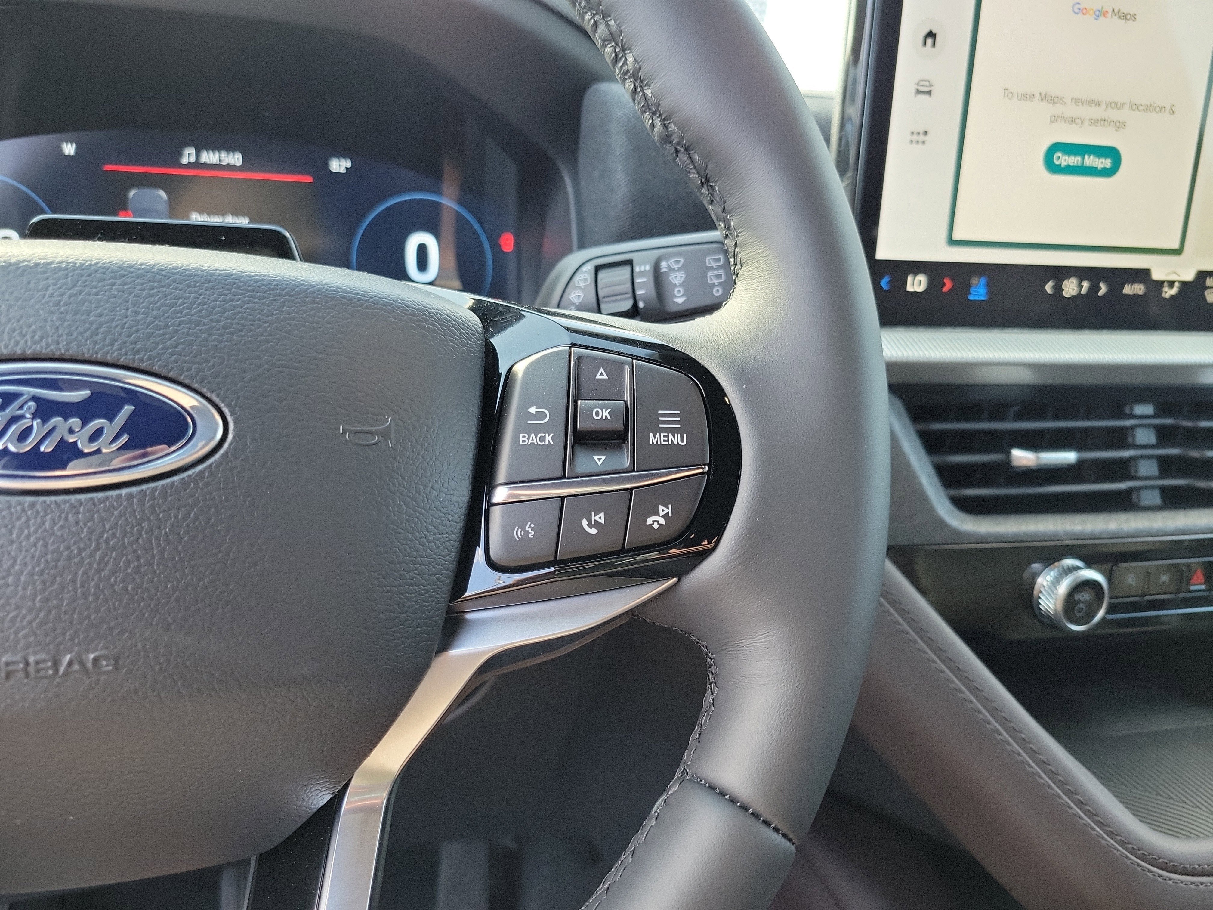 New 2026 Ford Explorer Platinum image 13