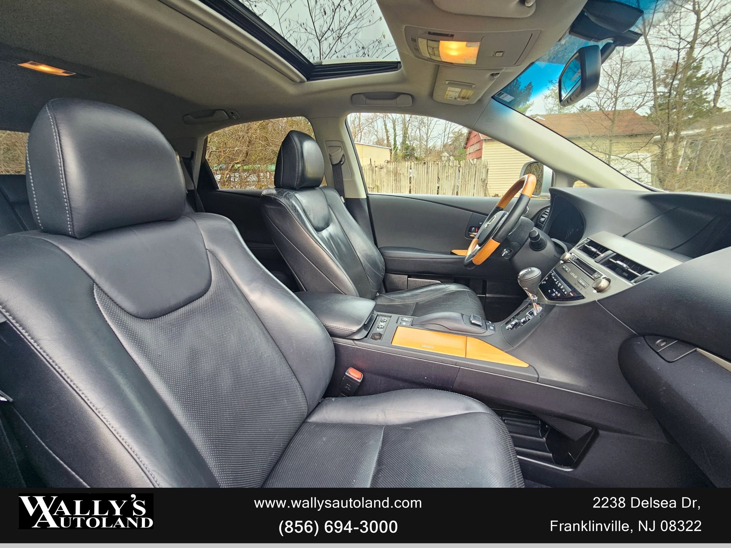 Used 2015 Lexus RX 450h AWD image 16