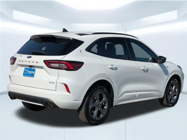 Used 2023 Ford Escape ST-Line image 6