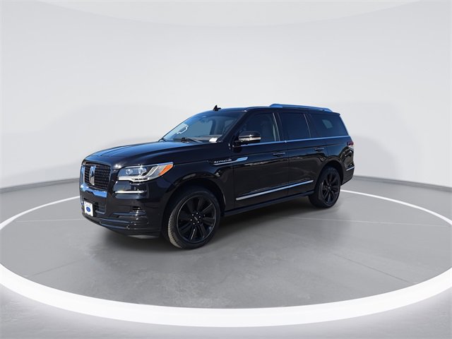 Used 2022 Lincoln Navigator Reserve image 4