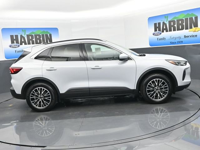 New 2025 Ford Escape SE w/ PHEV Premium Package image 7