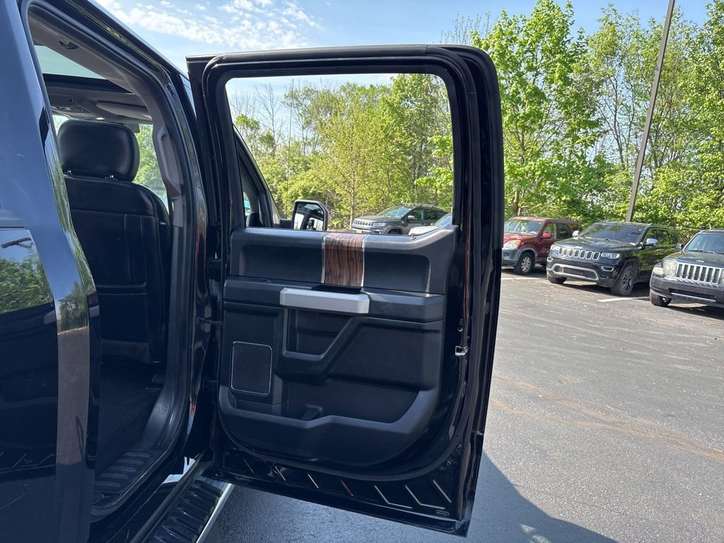 Used 2019 Ford F150 Lariat AWD/4WD image 40