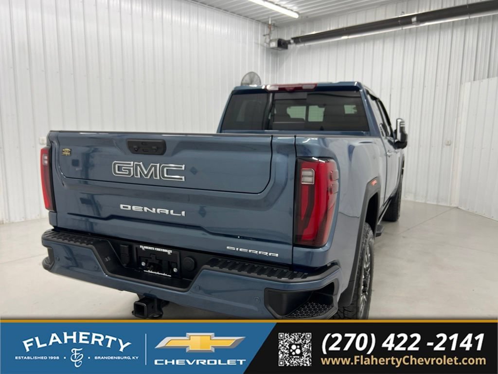 Used 2025 GMC Sierra 2500 Denali Ultimate AWD/4WD video 3