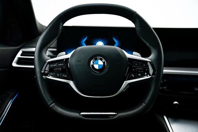 Used 2025 BMW 330i xDrive Sedan image 18