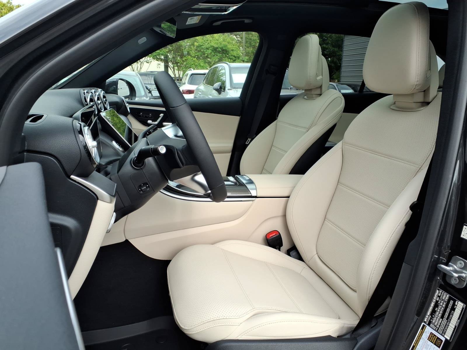 New 2026 Mercedes-Benz GLC 300 4MATIC image 16