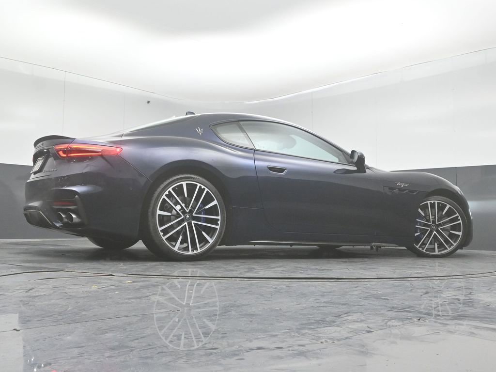 Used 2024 Maserati GranTurismo Trofeo image 30