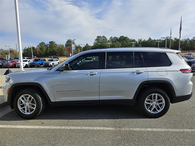 Used 2021 Jeep Grand Cherokee L Laredo w/ Luxury Tech Group I image 8