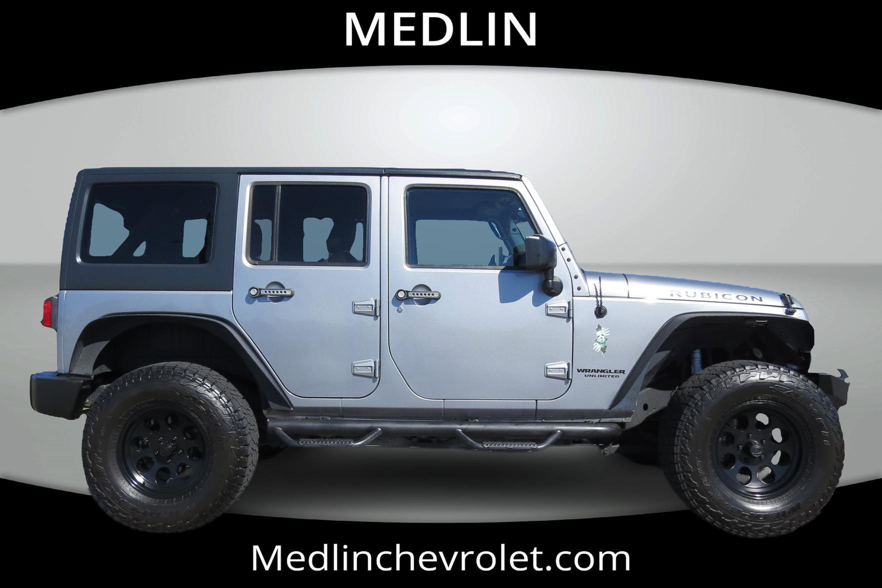 Used 2015 Jeep Wrangler Unlimited Rubicon w/ Connectivity Group image 7