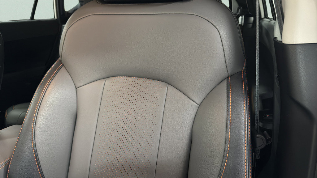 Certified 2026 Subaru Crosstrek 2.5i Limited w/ Crosstrek Mirror Package image 17