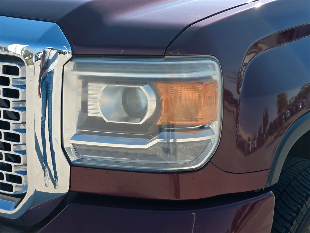 Used 2016 GMC Sierra 2500 Denali w/ Duramax Plus Package image 3