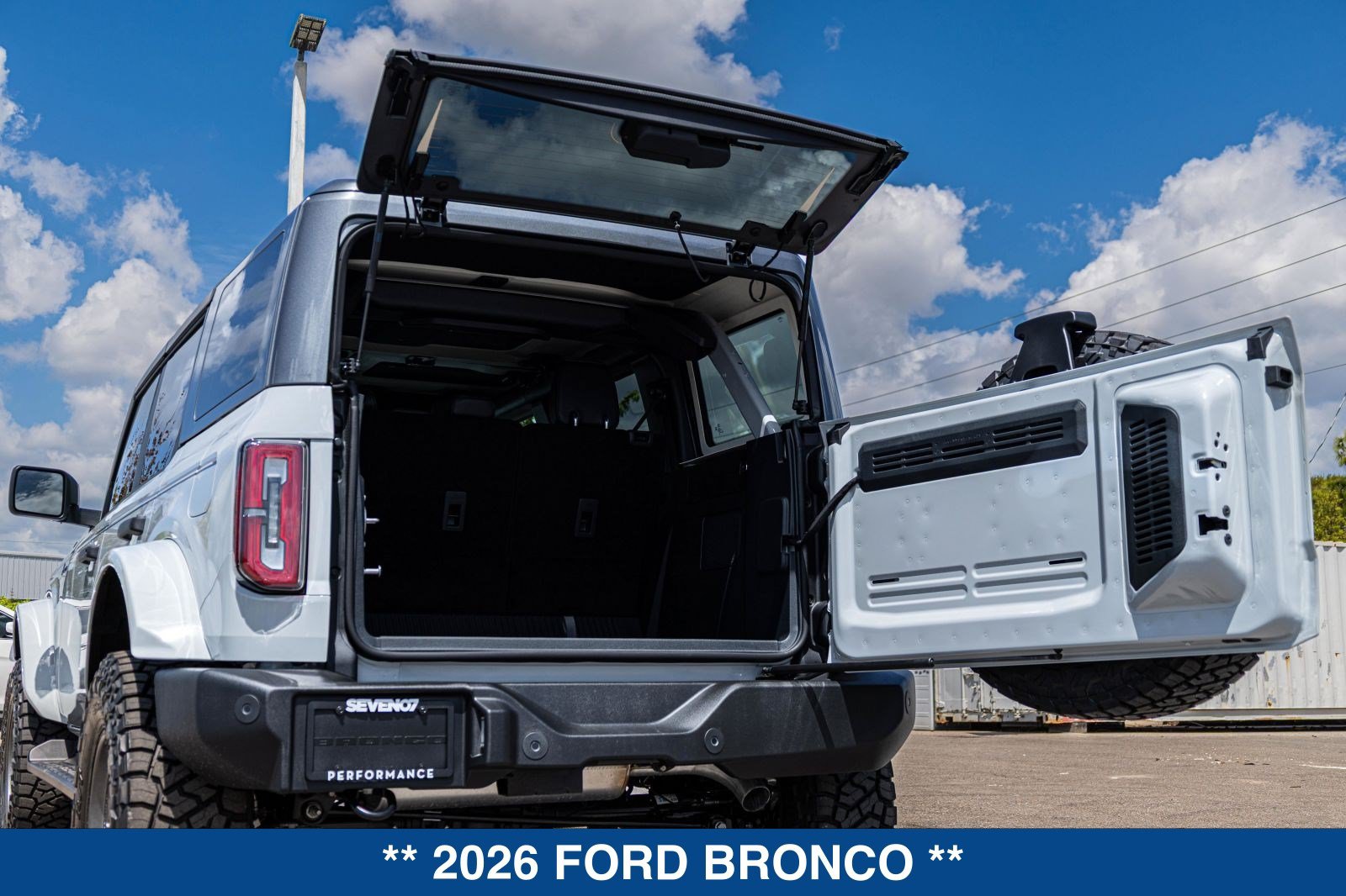 New 2026 Ford Bronco Outer Banks AWD/4WD image 23