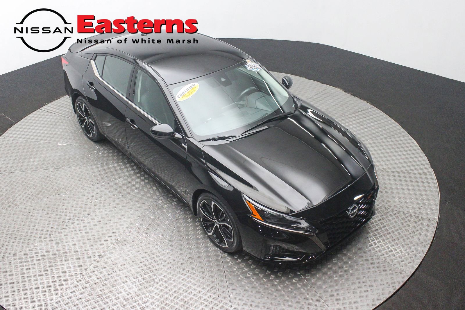 Used 2023 Nissan Altima 2.5 SR image 3