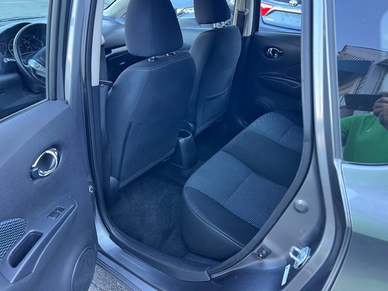 Used 2017 Nissan Versa Note SV FWD image 15