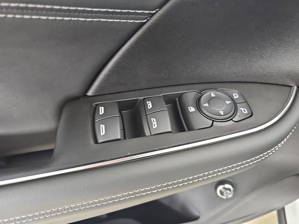 Certified 2023 Buick Envision Preferred FWD image 33