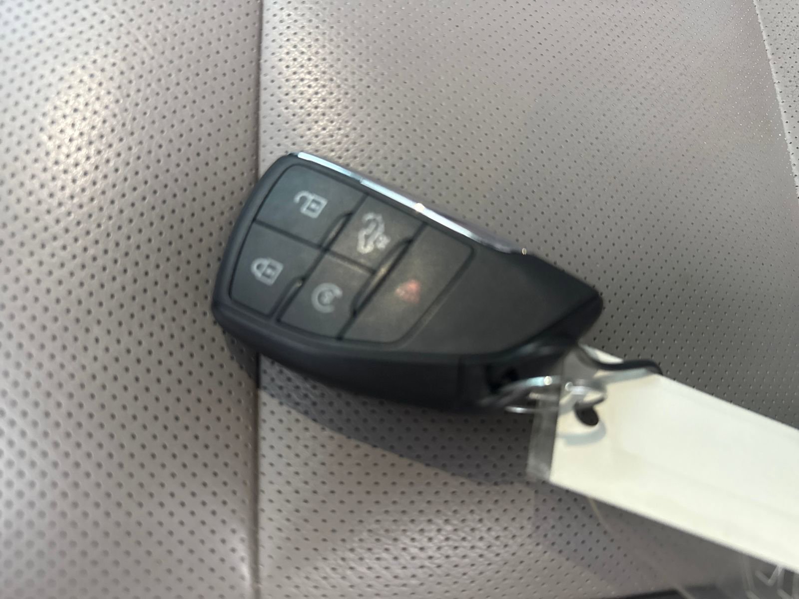 Used 2022 GMC Sierra 1500 SLT w/ X31 Off-Road Package image 28