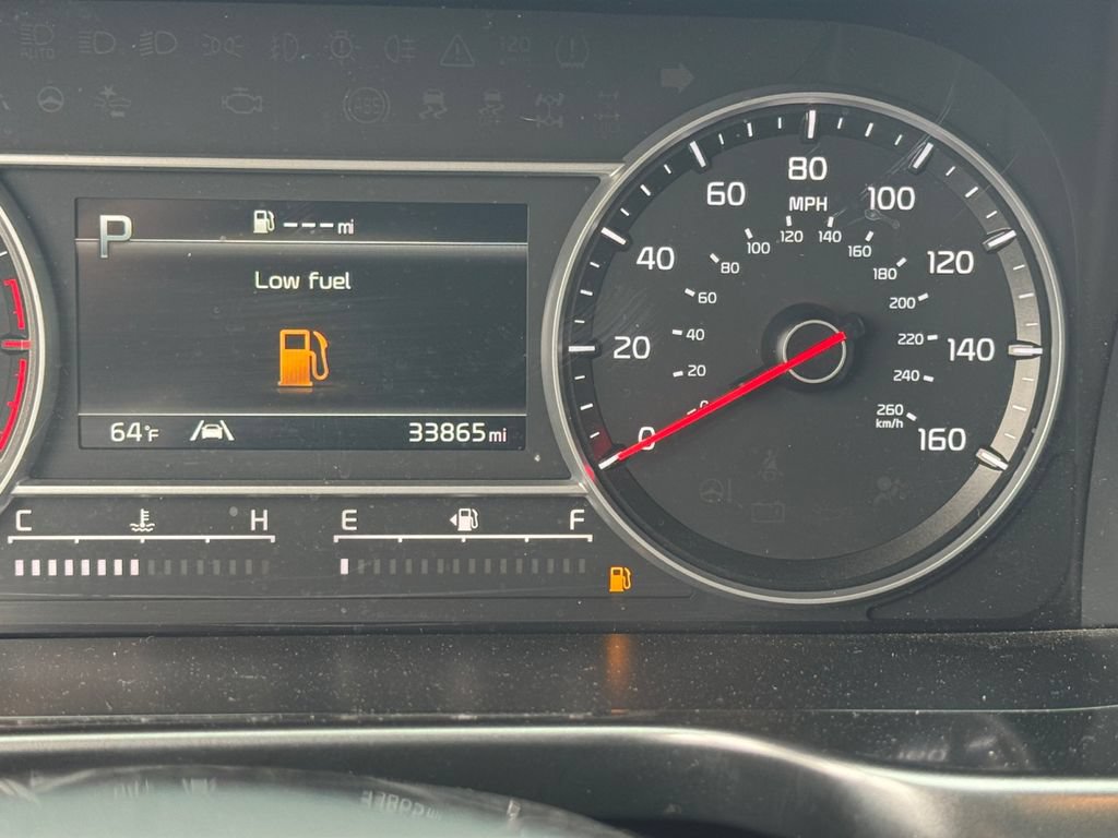 Used 2023 Kia Sorento LX AWD/4WD image 24