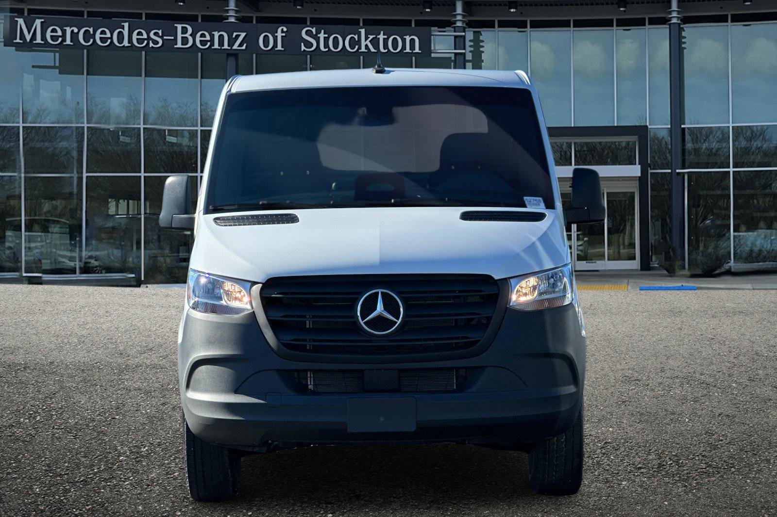 New 2025 Mercedes-Benz Sprinter 2500 image 9