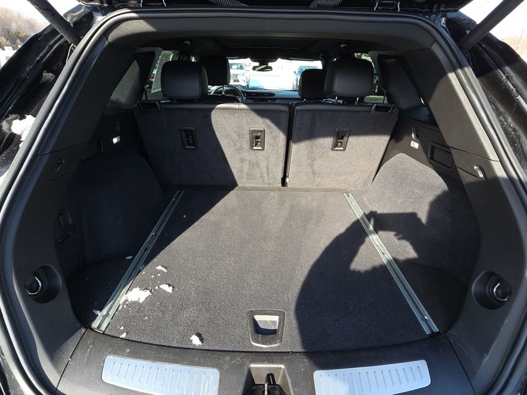Used 2025 Cadillac XT5 Premium Luxury image 33
