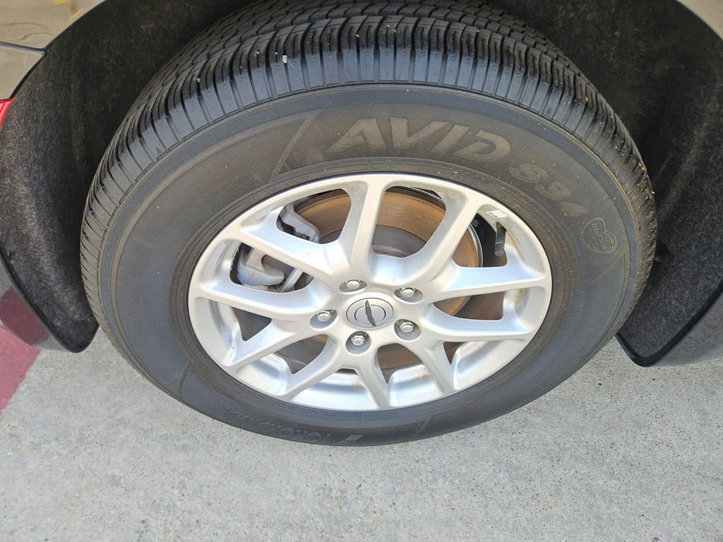 Used 2025 Chrysler Pacifica Select image 24
