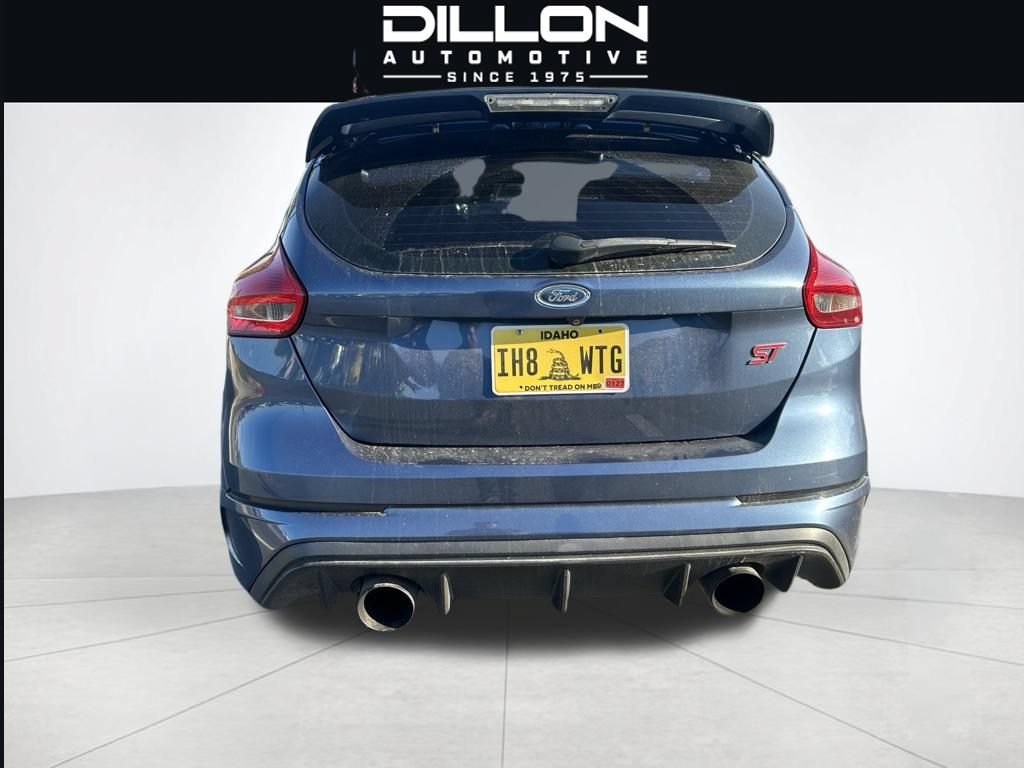 Used 2018 Ford Focus ST FWD image 6
