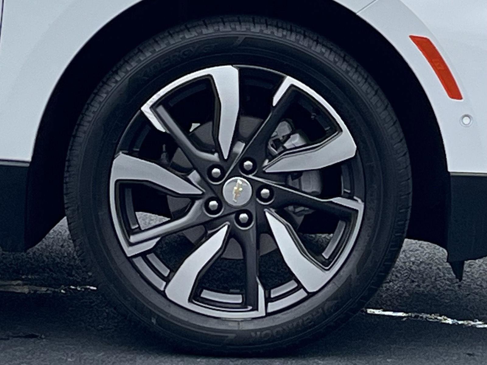 Used 2022 Chevrolet Equinox Premier image 30