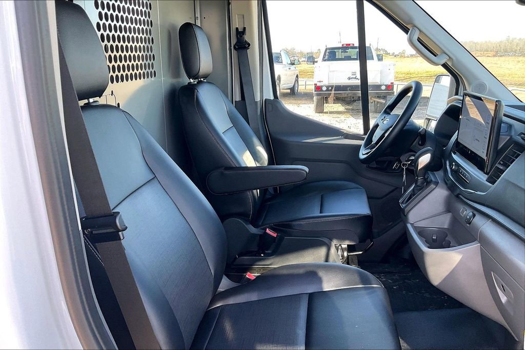 Used 2024 Ford Transit 150 148 Medium Roof RWD image 27