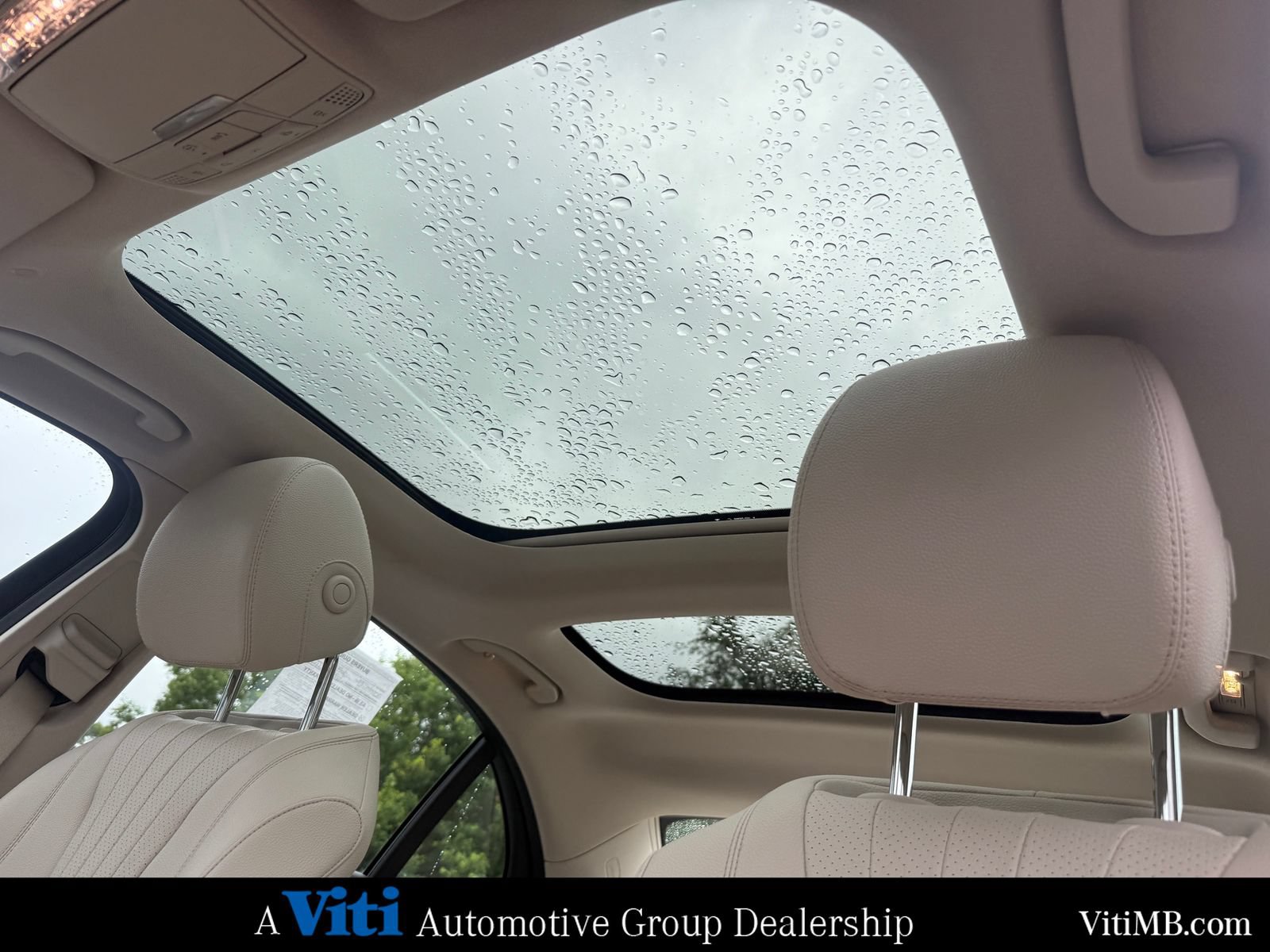 Used 2019 Mercedes-Benz E 300 4MATIC image 19