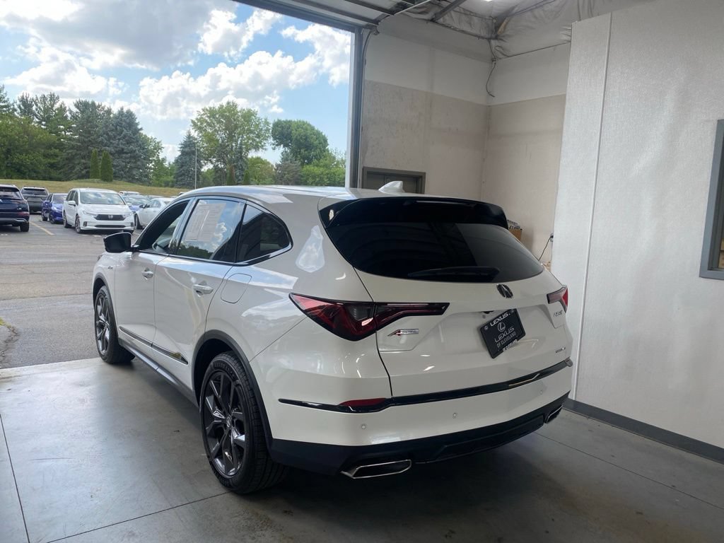 Used 2024 Acura MDX A-Spec AWD/4WD image 3