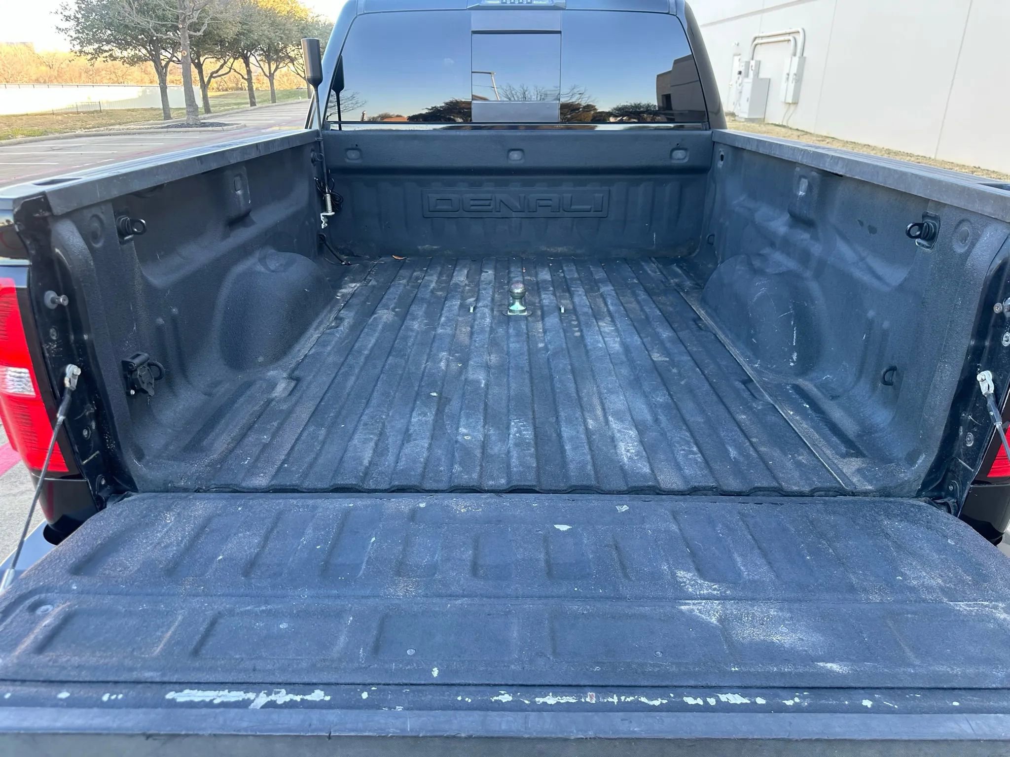 Used 2016 GMC Sierra 2500 Denali w/ Duramax Plus Package image 13