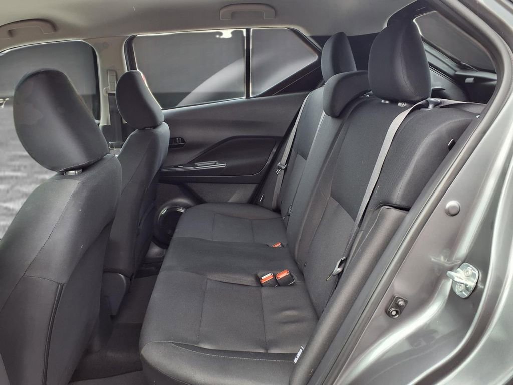 Certified 2025 Nissan Kicks Play S image 22
