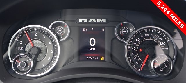 Used 2024 RAM 2500 Tradesman w/ Chrome Appearance Group image 24