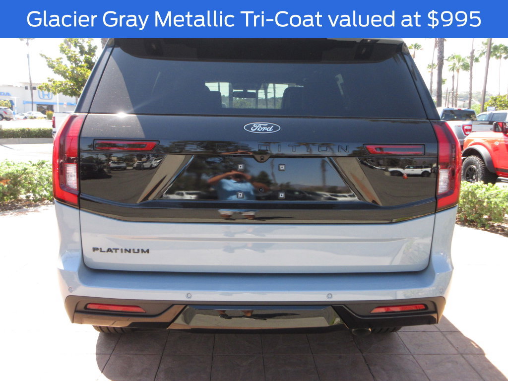 New 2026 Ford Expedition Platinum w/ Stealth Appearance Package AWD/4WD image 3