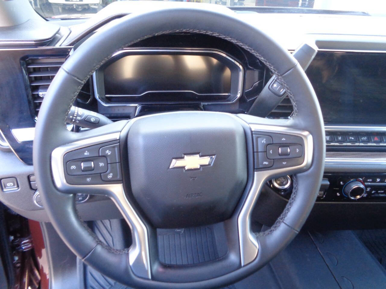 Used 2024 Chevrolet Silverado 2500 LT w/ Texas Edition image 99