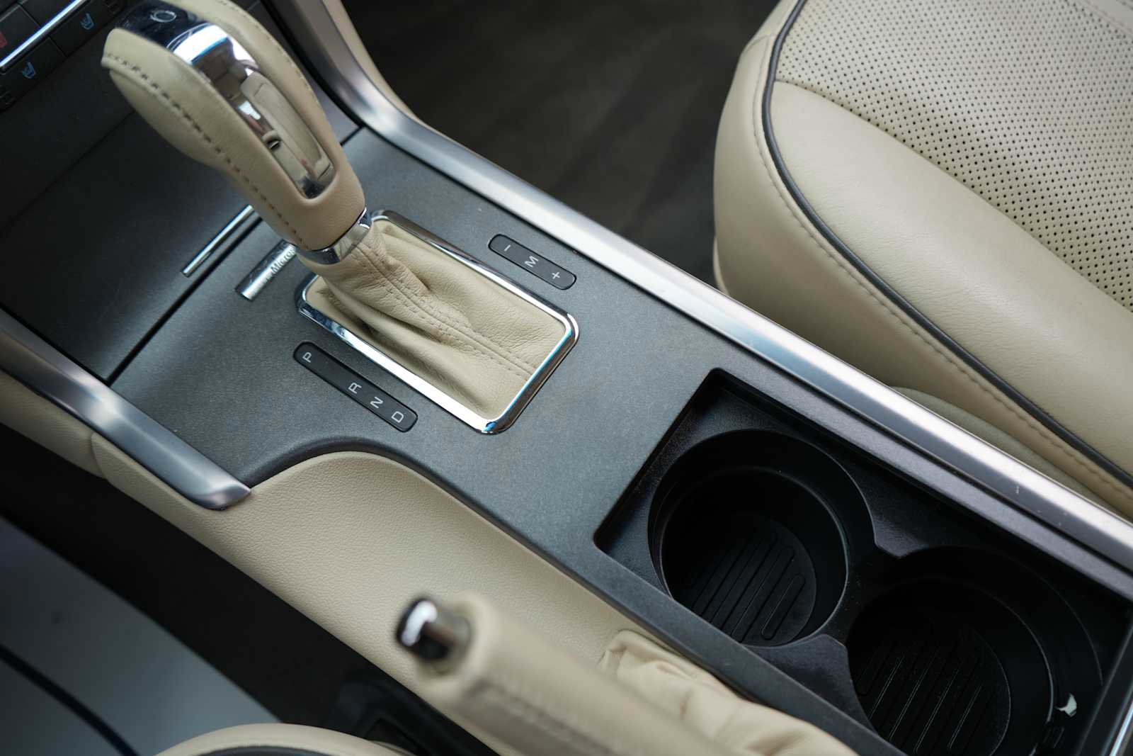 Used 2011 Lincoln MKZ AWD image 21