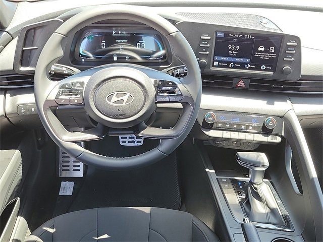 New 2025 Hyundai Elantra Sport image 3